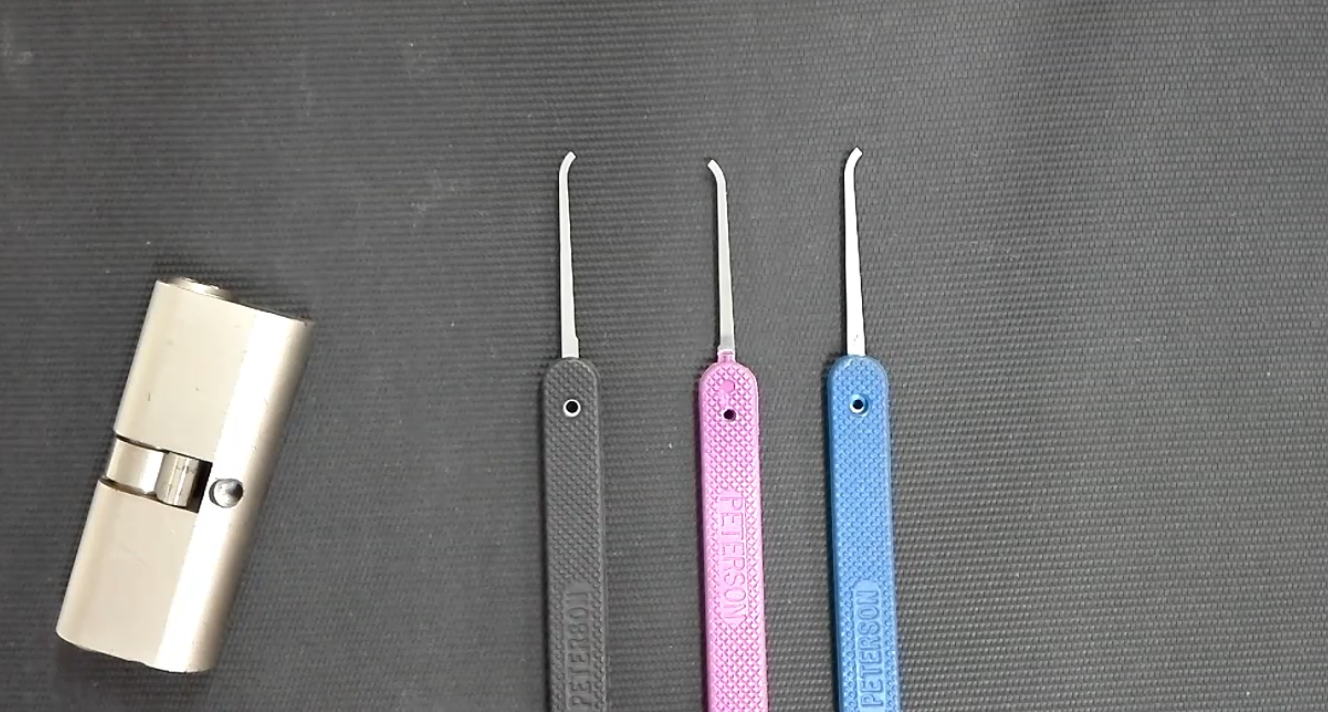 Peterson Standard vs Peterson Slender Picks (Section) 2