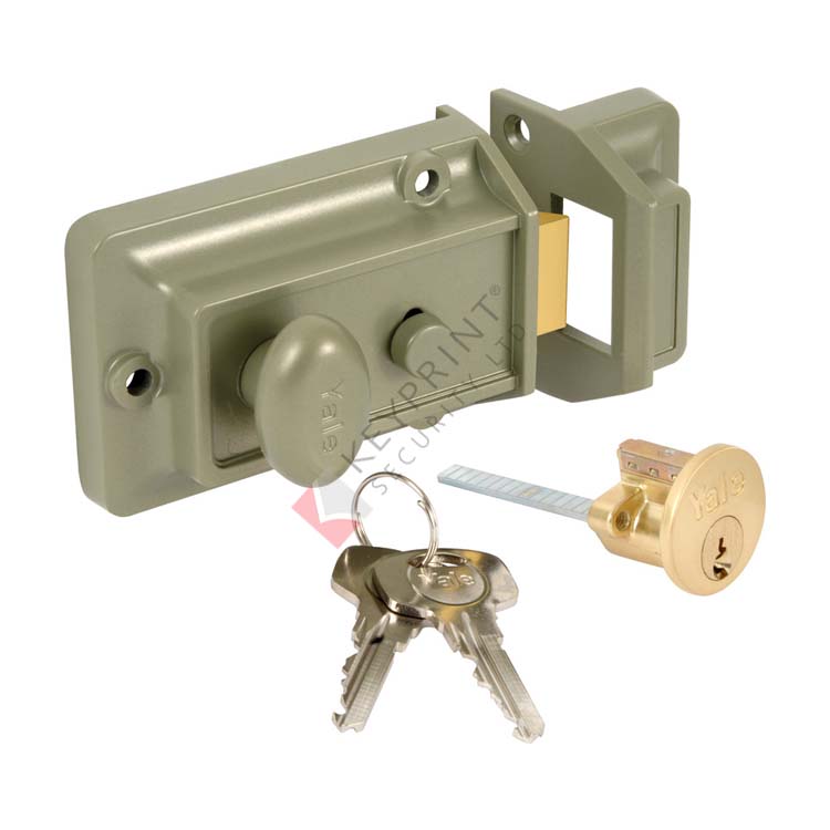 Yale 77 Traditional Nightlatch - Boxed